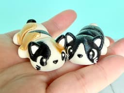 Kawaii (Cute) Calico and Tuxedo Kitties! 3d model