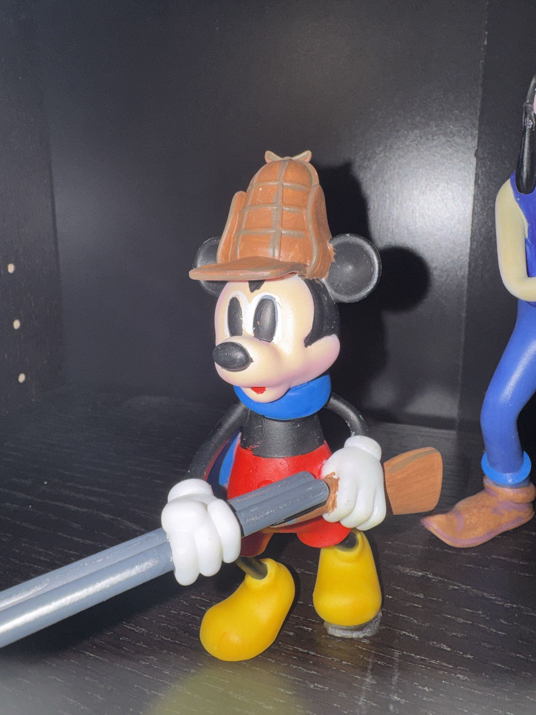 it is a fun print, there is a little issue with Goofy and Donald mesh in the legs, fix it with Blender in a sec.