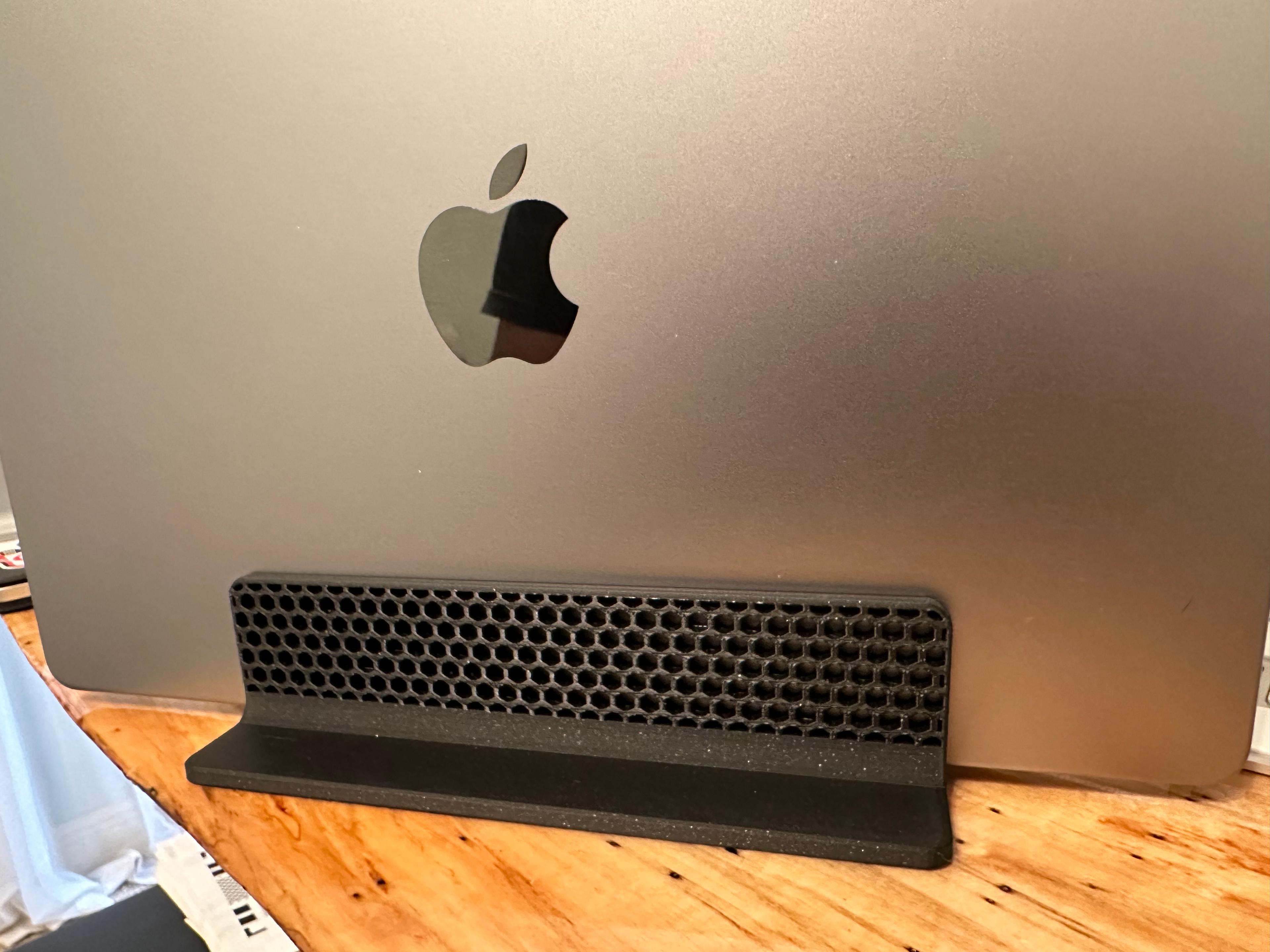 Vertical Stand for M1/M2 Macbook Pro 3d model