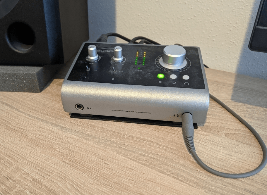 Audient ID14 Stand 3d model