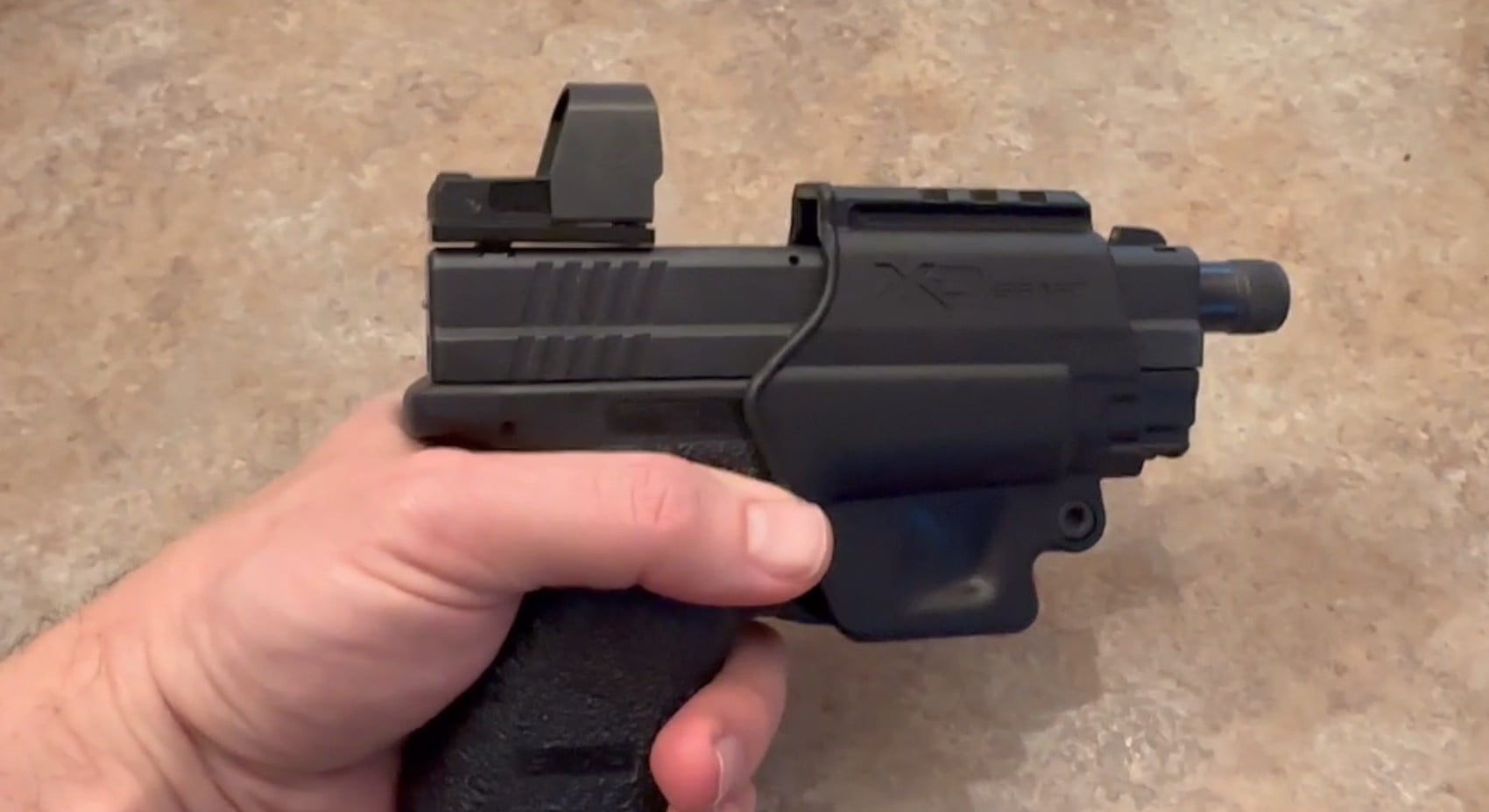 Springfield XD9 subcompact optic guard.stl 3d model