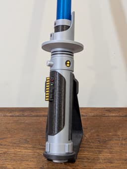 Kanan sure had an interesting hilt. Printed on the XL in Polymaker Metallic Silver, Prusament Galaxy Black, Sliceworx Silk Gold, and PrintedSolid Jessie Blue Ice. 3d model