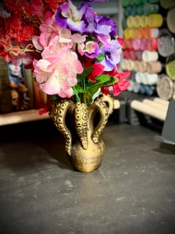 Octopus vase 3d model