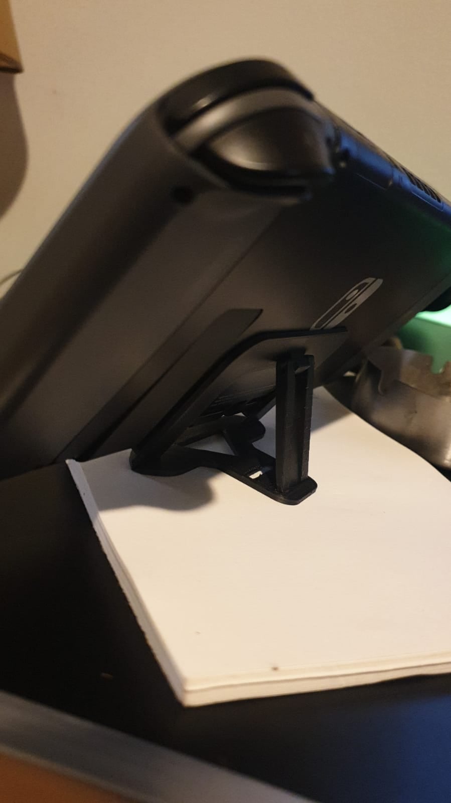 Stand for Nintendo Switch or Phone 3d model