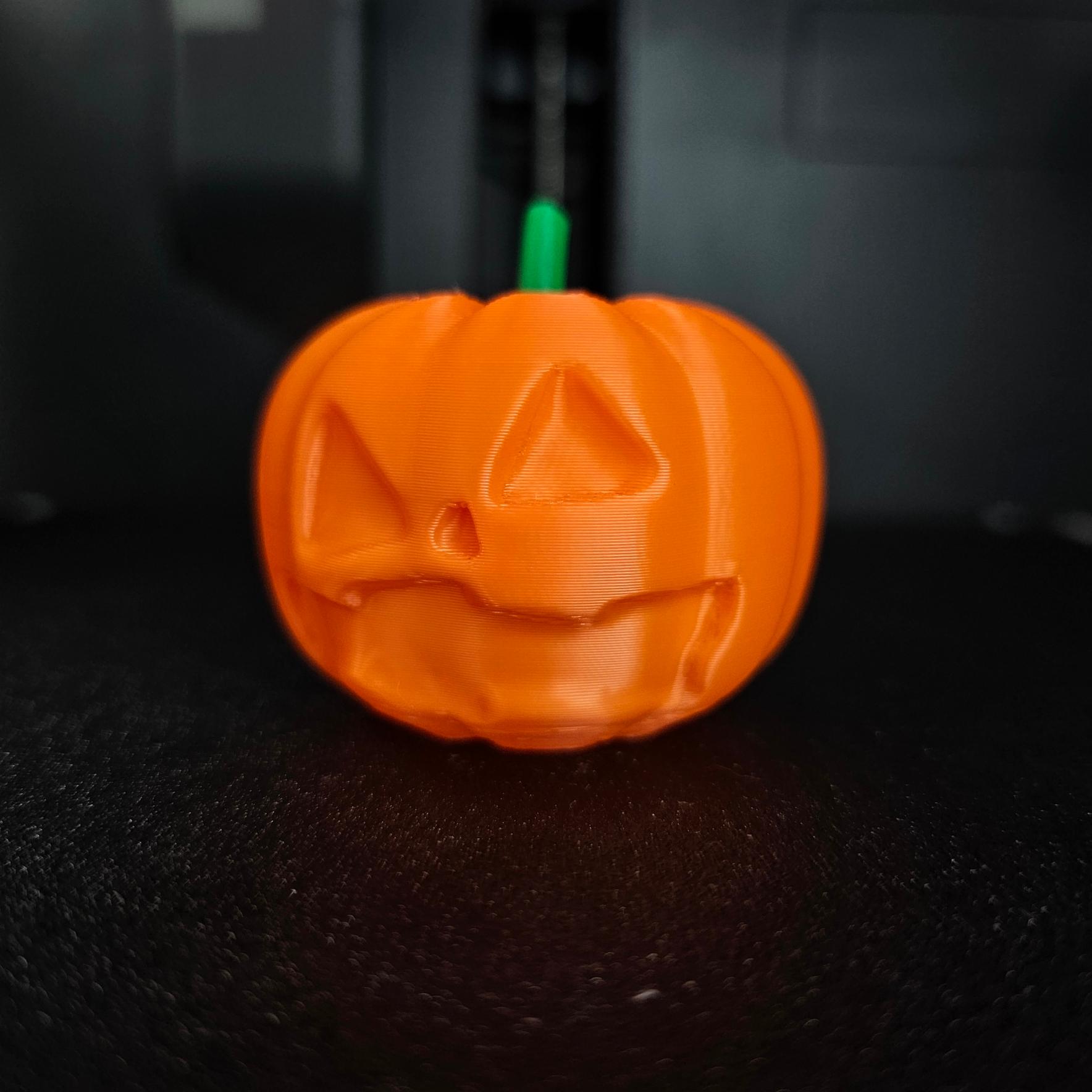 Goofy Pumpkin with Multi-Part Version 3d model