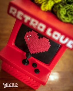 VINTAGE ARCADE MACHINE - RETRO LOVE (PLANTER - PENHOLDER) 3d model