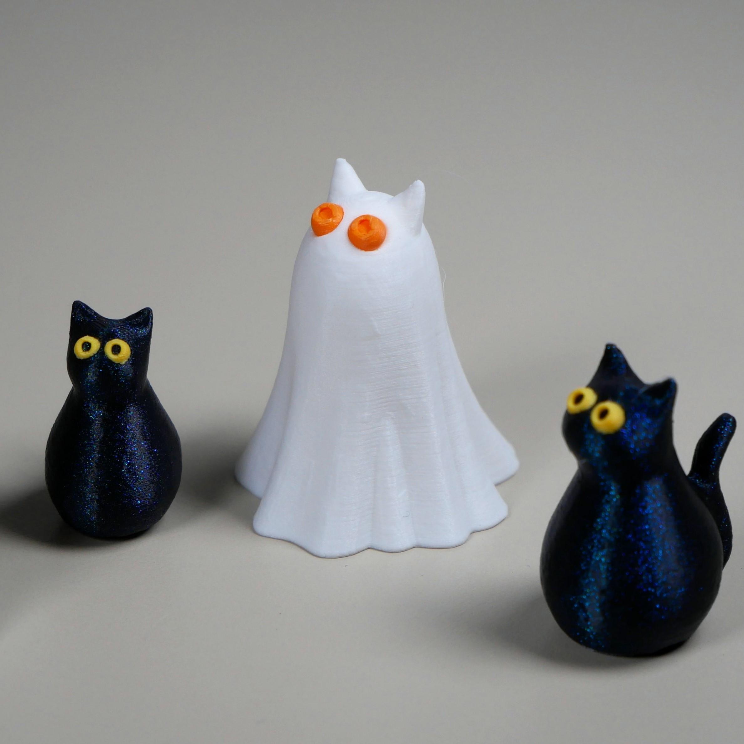 Little Ghost Cat (separate push-in-place eyes) 3d model