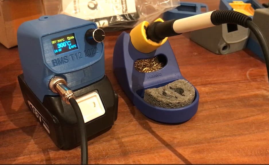 T12 Soldering Iron Station Makita Battery 3d model
