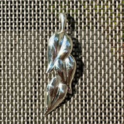 Three Leaves Earring 3d model