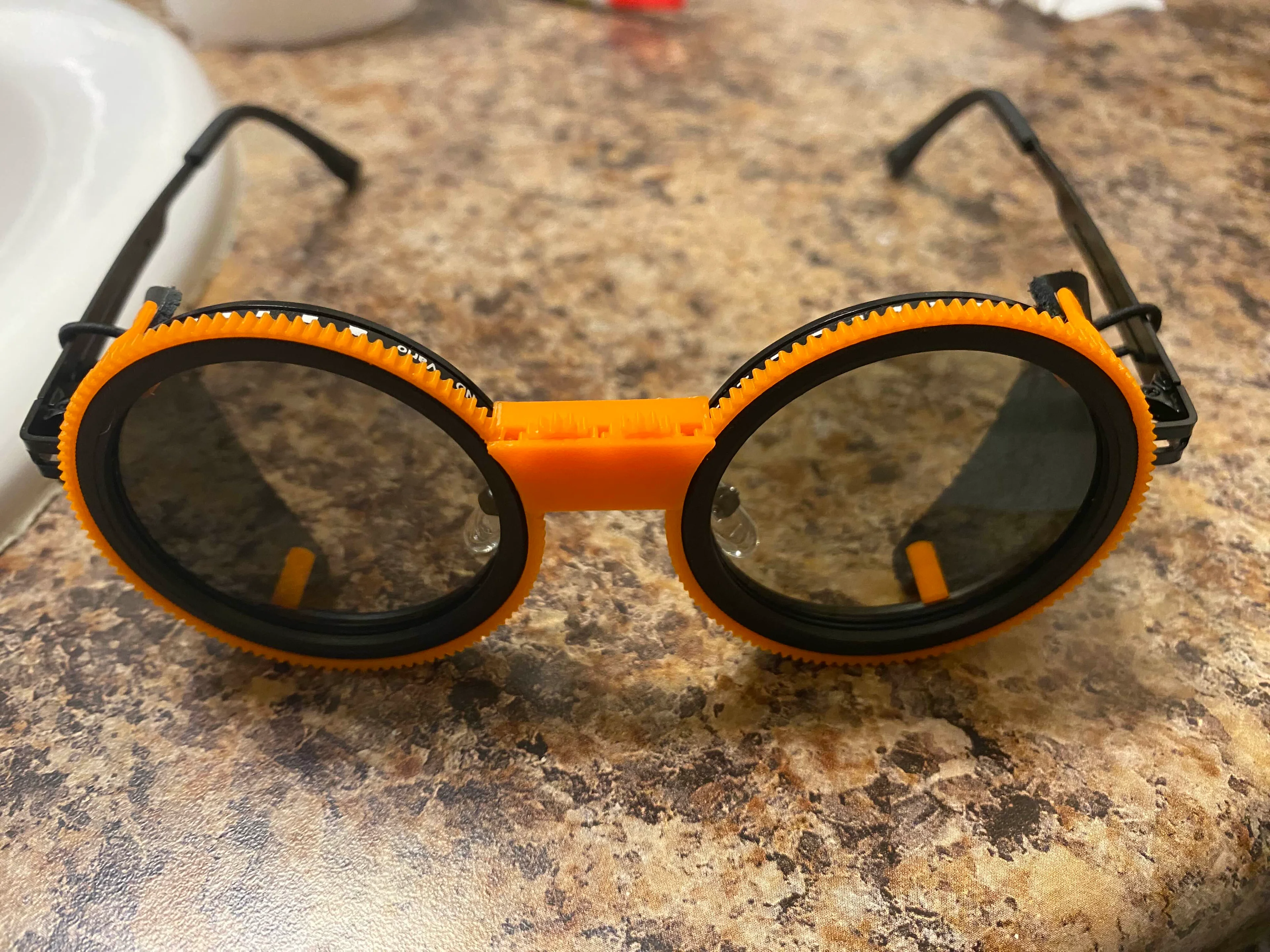 Gear Mechanism for Adjustable Tint Sunglasses 3d model
