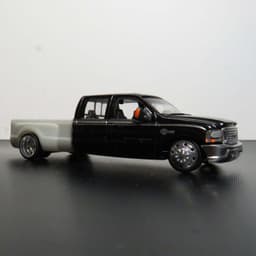 Motor Max Ford F-250 dually conversion kit 1/64 3d model