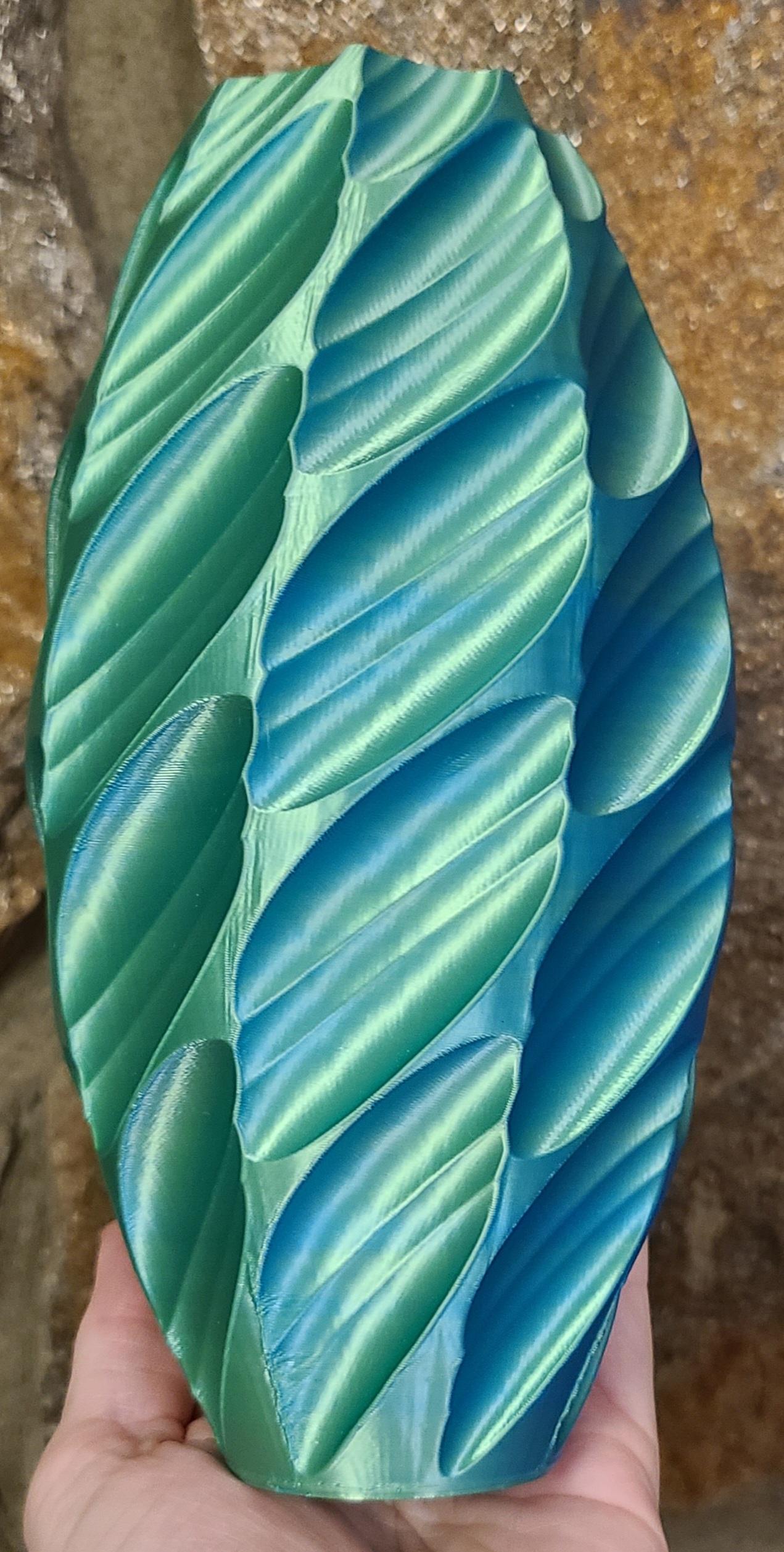 Large Swirling Leaves Vase - Thank you for the lovely model. This was my first print with a new silk PLA I got. - 3d model