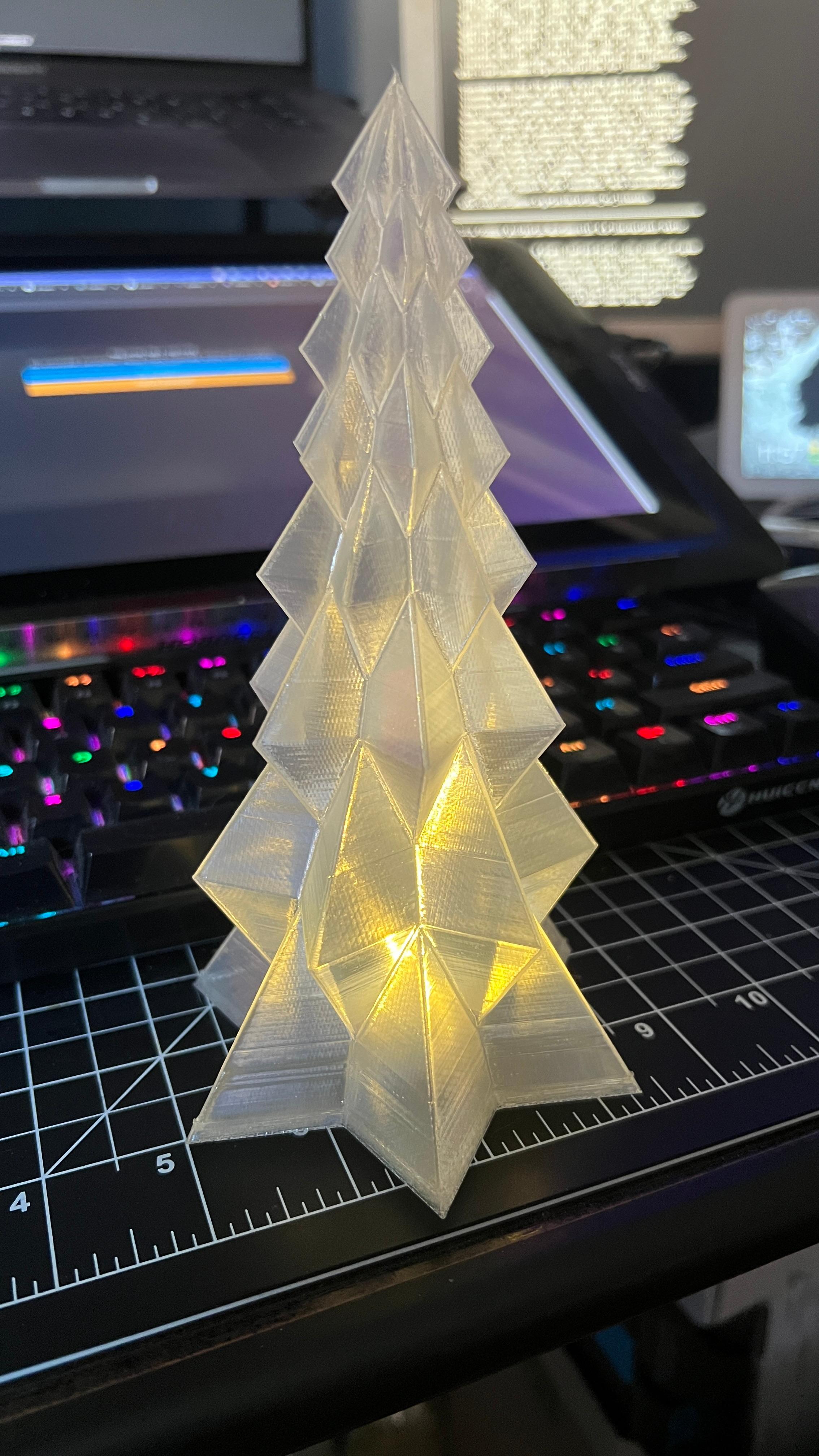 Christmas Tree Tea Light - Vase/Solid- Tall Version 3d model
