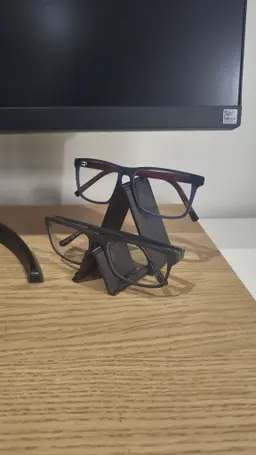 Dual Glasses Stand 3d model