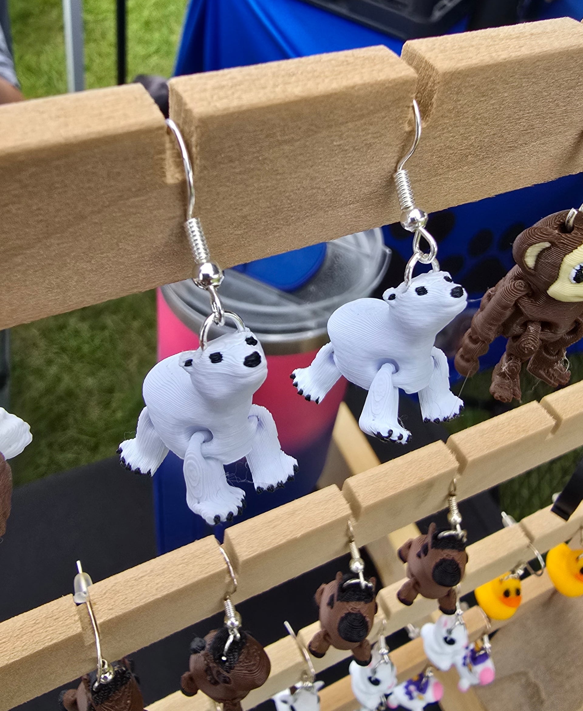 Beautiful Polar Bear keychain works great as earrings too. Printed in Polymaker filament.