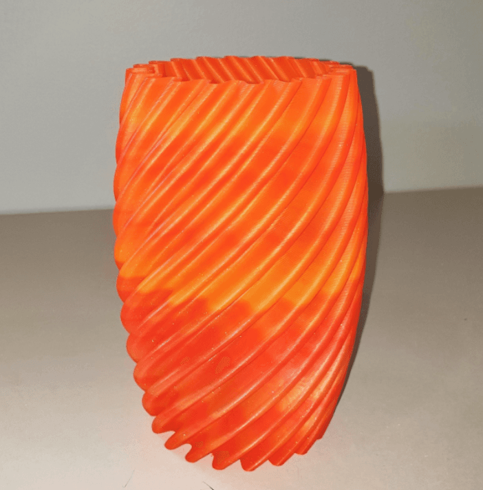 Twisted Swirl Vase 3d model