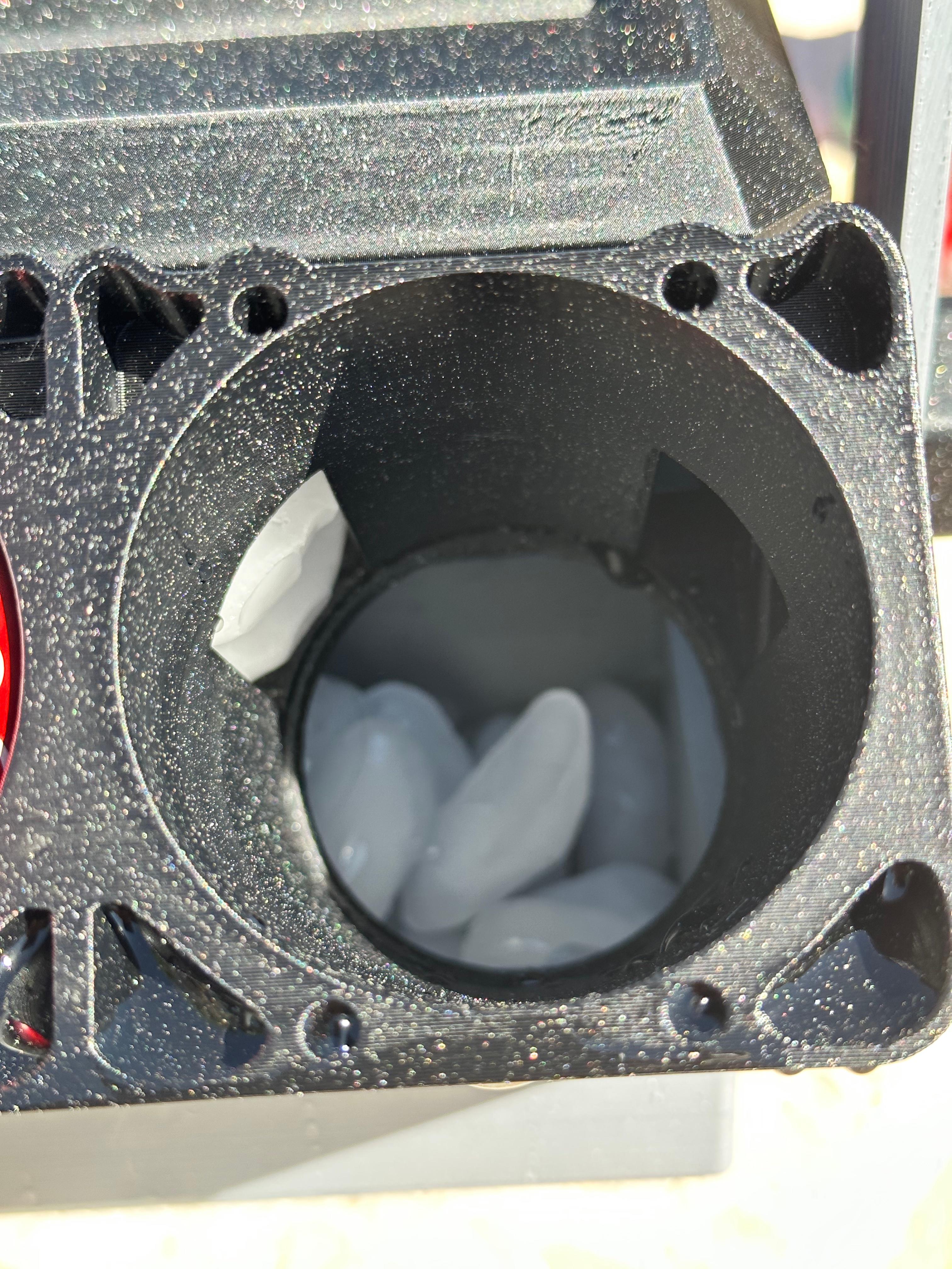V8 ENGINE CAN COOLER **NOW WITH 8 CYL** EASY TO PRINT AND USE 3d model