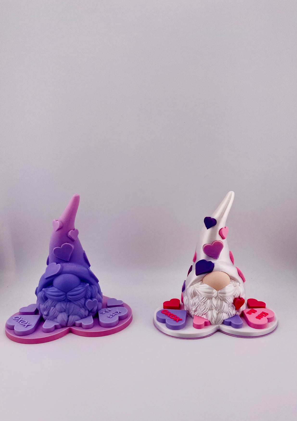 Valentines Day Gnome with Base 3d model