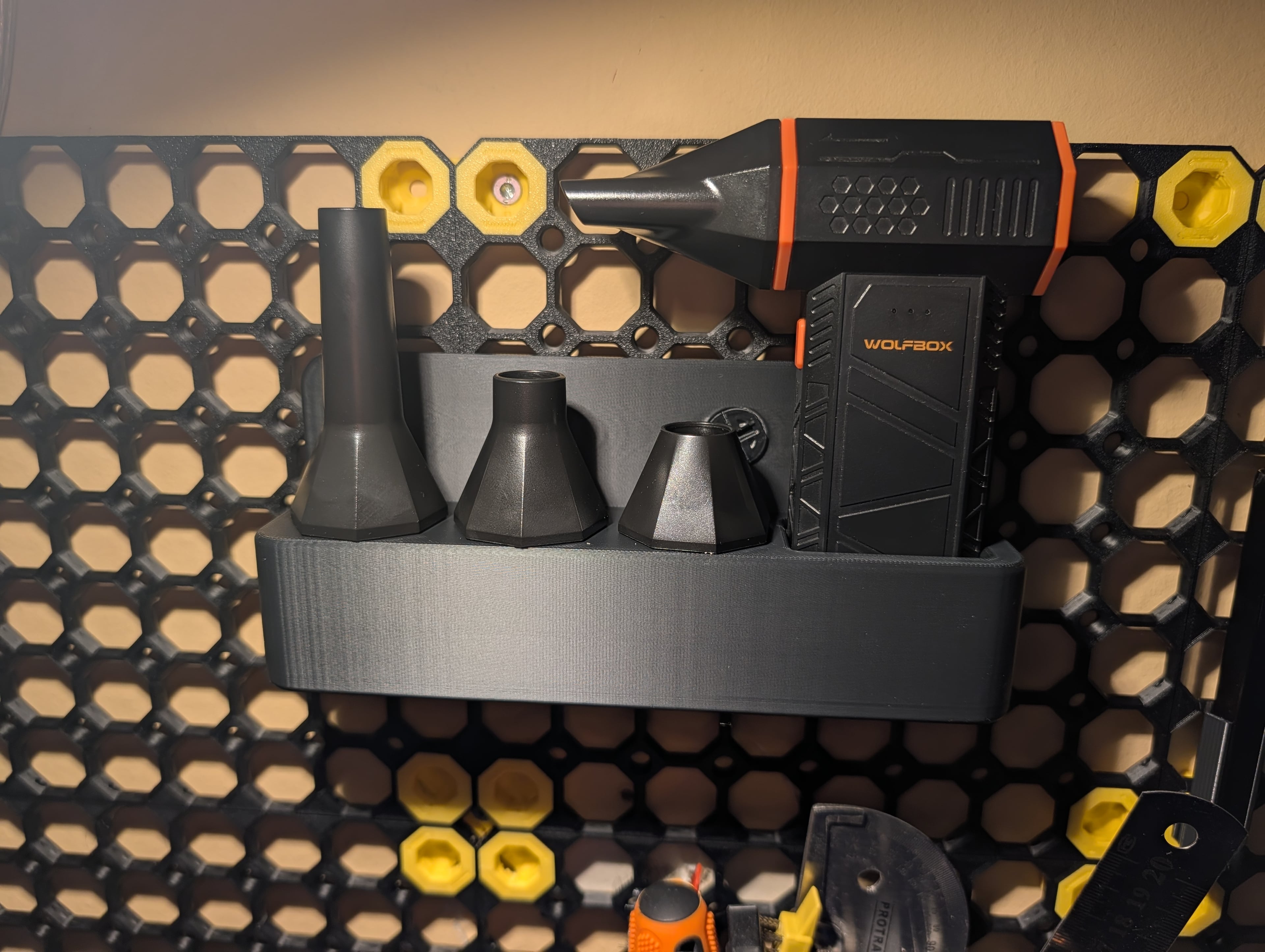 MultiBoard WolfBox MegaFlow 50 Holder 3d model