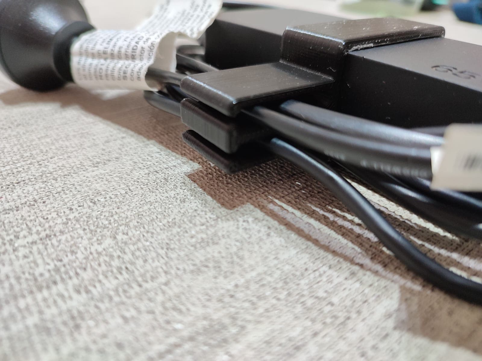 Lenovo Thinkpad Charger Cable Clip 3d model