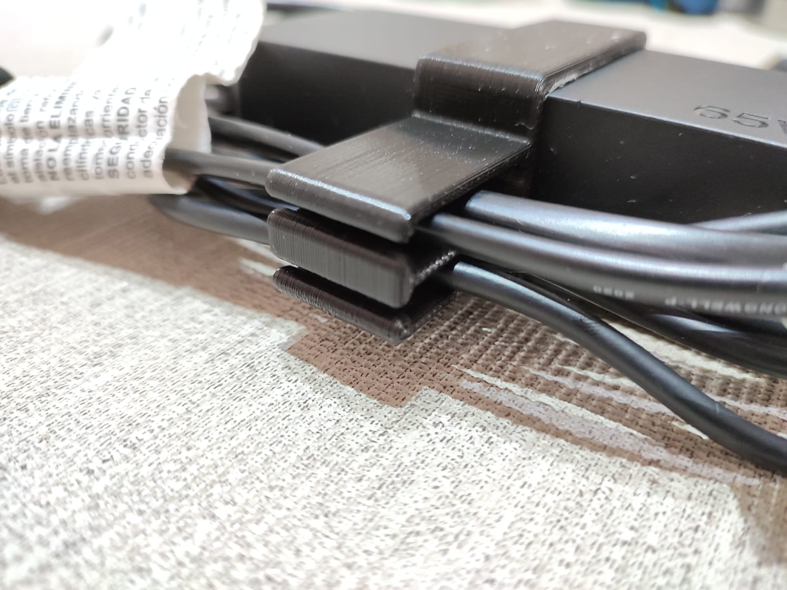 Lenovo Thinkpad Charger Cable Clip 3d model