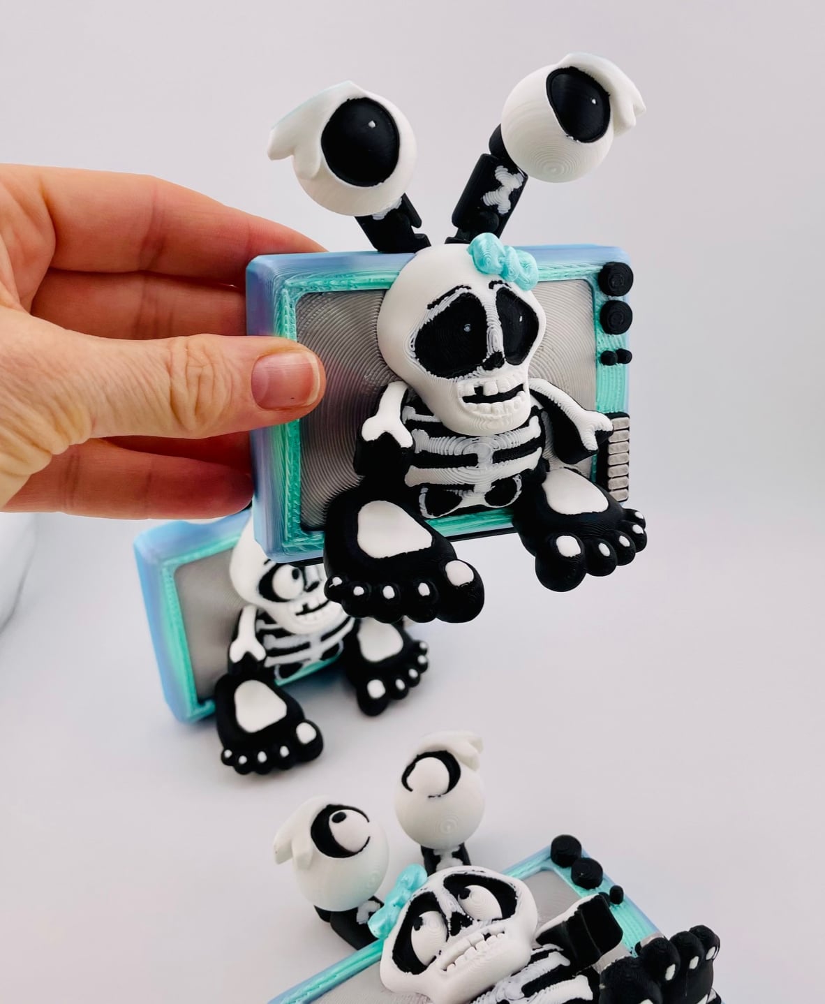 TV Skeleton Monster Magnet 3d model