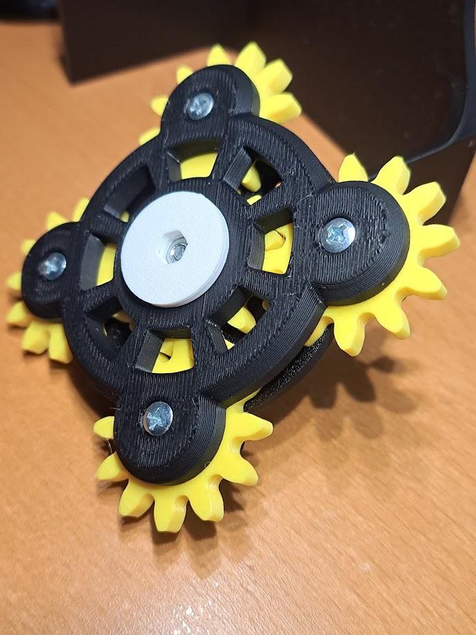 5-Gear Spinner 3d model