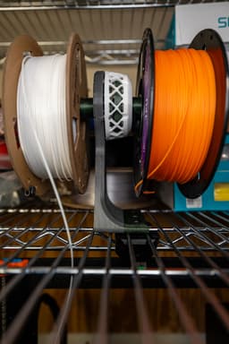 Spool Holder for Wire Shelves 3d model