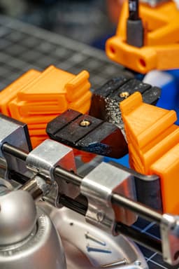 Spool Holder for Wire Shelves 3d model