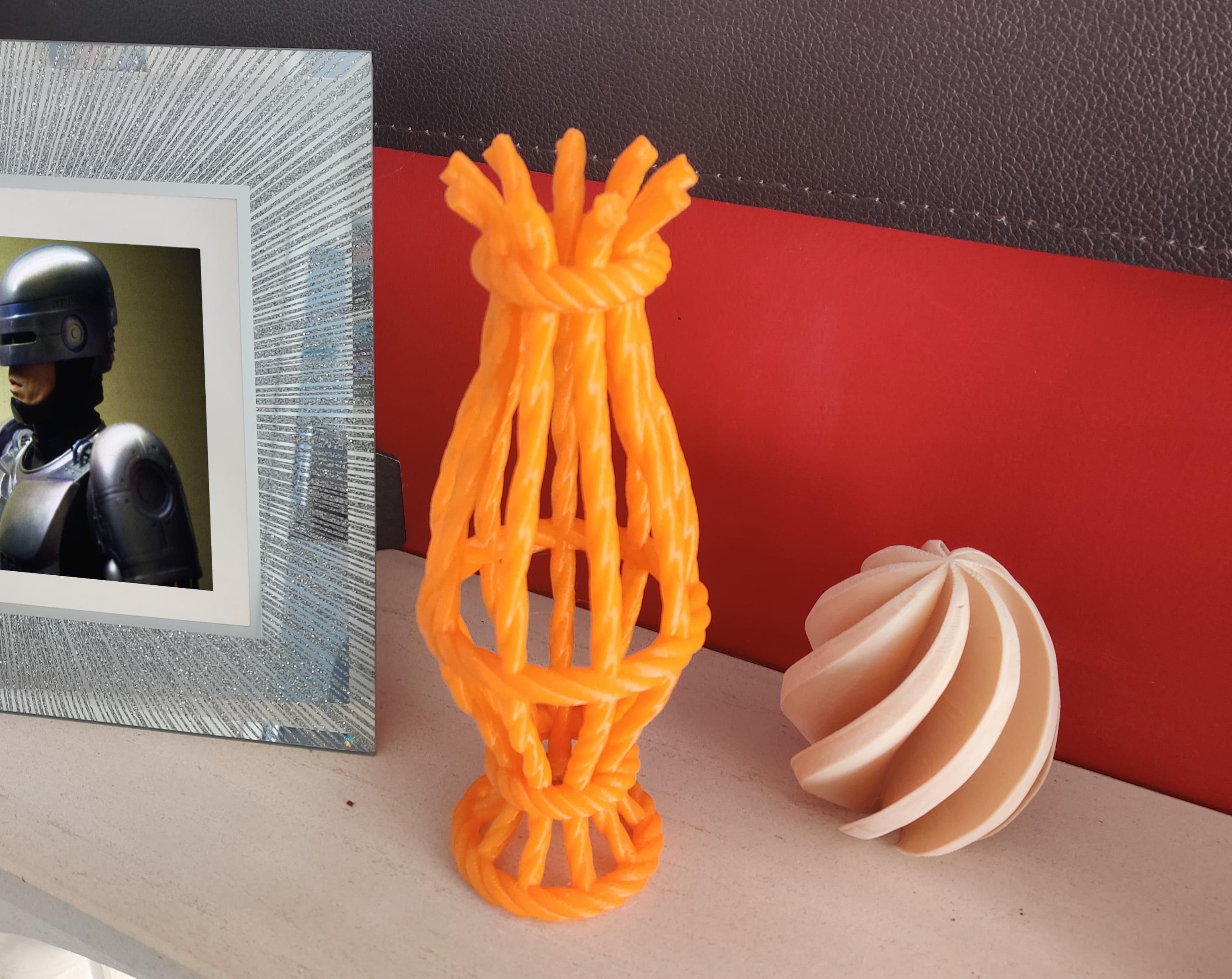 Woven Rope Dry Flower Vase or ornament (easy no support print!) 3d model