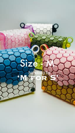 'M for S' Handbag - Size M - Honeycomb 3d model