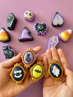 Giant Spooky Clicker Keychain Fidget Toy Bundle 3d model