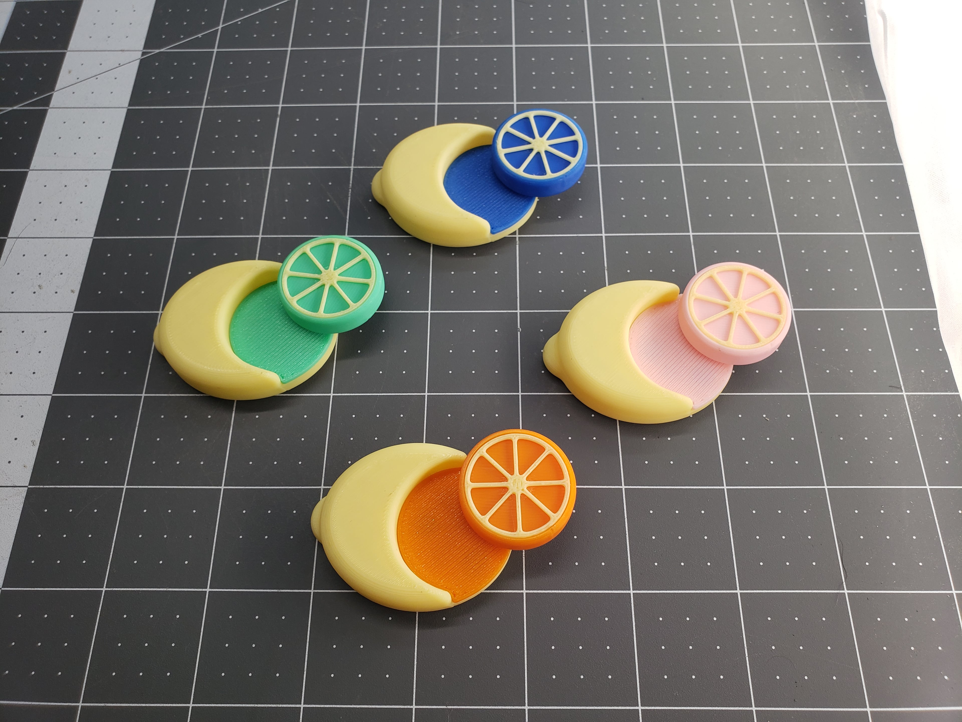 Lemon Flipper Fidget 3d model