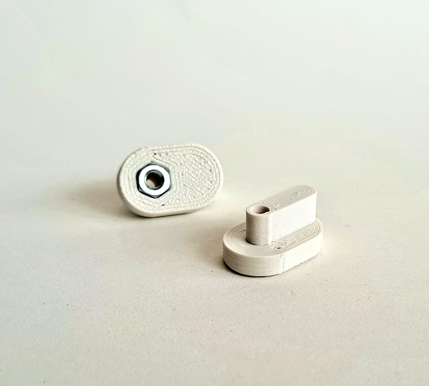 Bolt an Nut Adapter for Ikea Skadis Pegboards 3d model