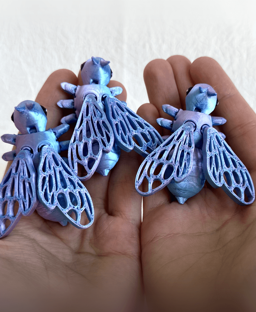 Articulated Bee + Hive 3d model