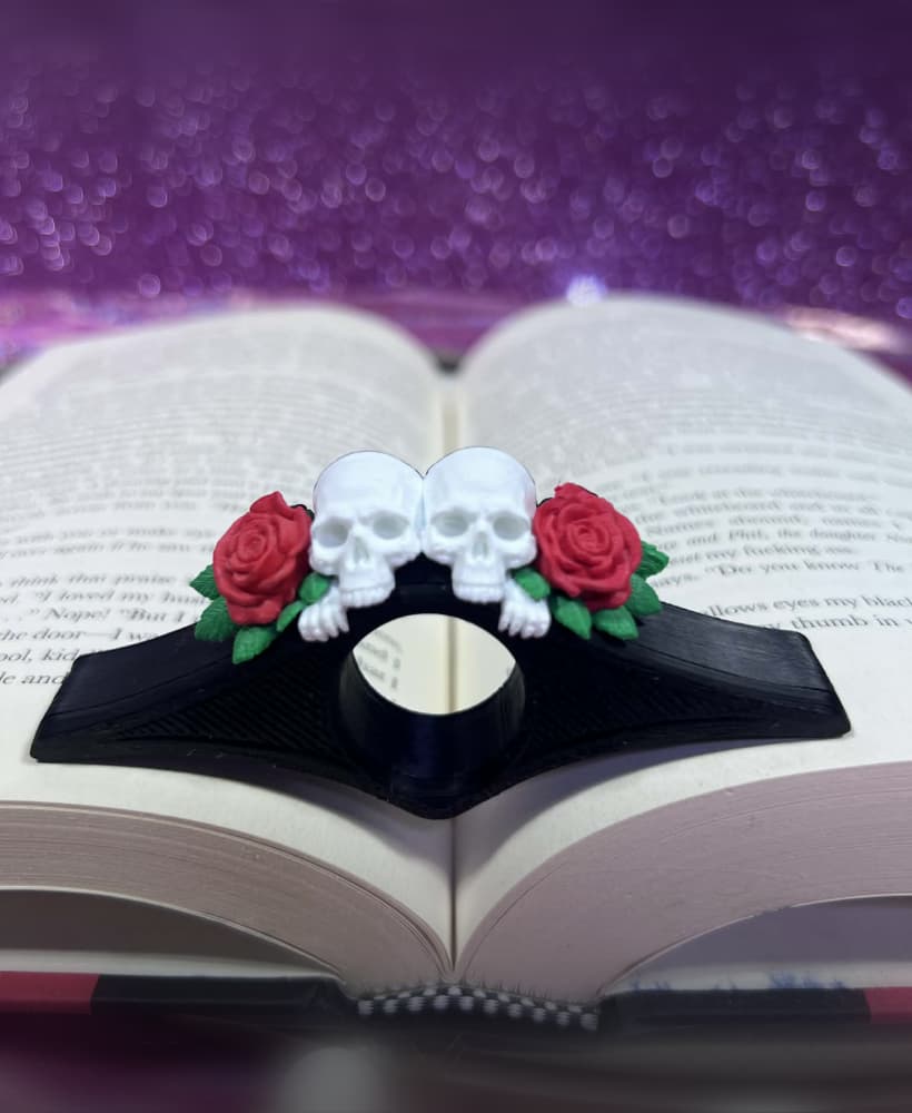 Dark Romance Page Holder Painted.3mf 3d model