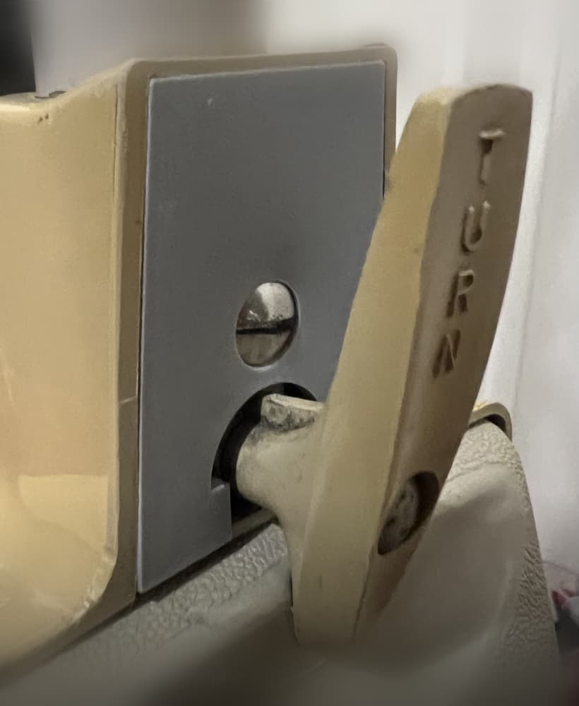 Hoover Dial-A-Matic Latch Cover 3d model
