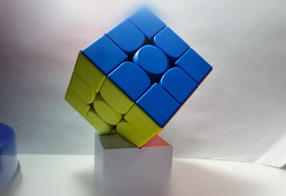 Simple Rubik's Cube Stand - Many Brands! 3d model