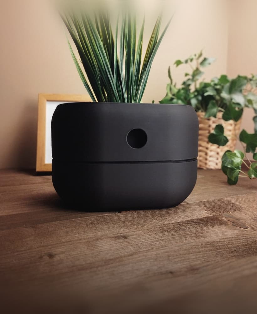 Minimalist Design Self Watering Plantpot 3d model
