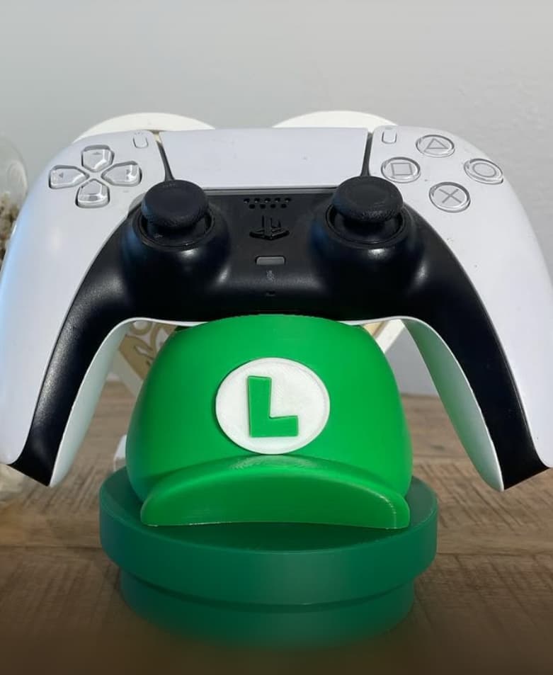 Luigi Hat Controller Holder 3d model
