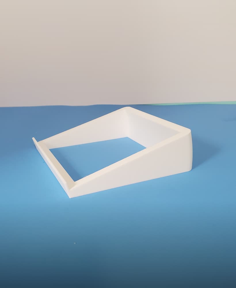 Parametric Desktop Speaker Stand 3d model