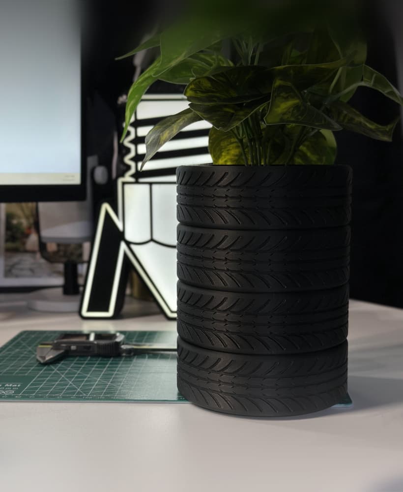 4-Inch Tire Stack Planter and Pot Holder 3d model