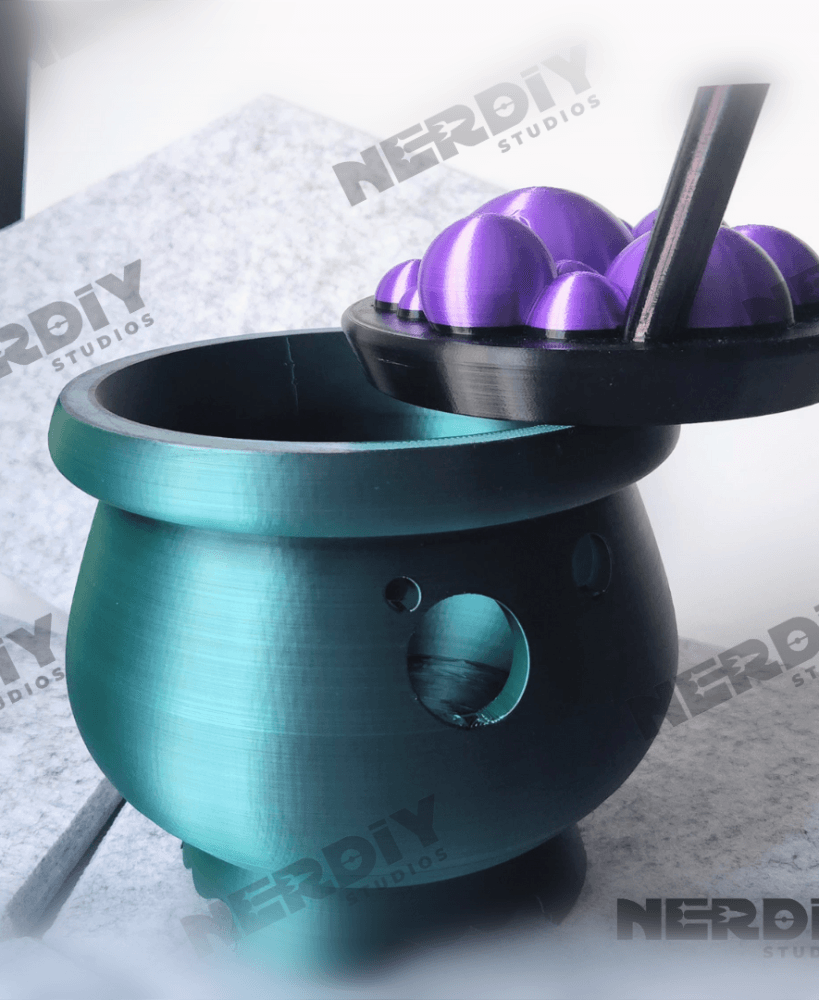 Cauldron Yarn/Decorative Bowl with Bubbling Lid 3d model