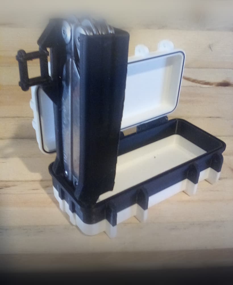 Leatherman Surge Rugged Box w/ Fold out 3d model