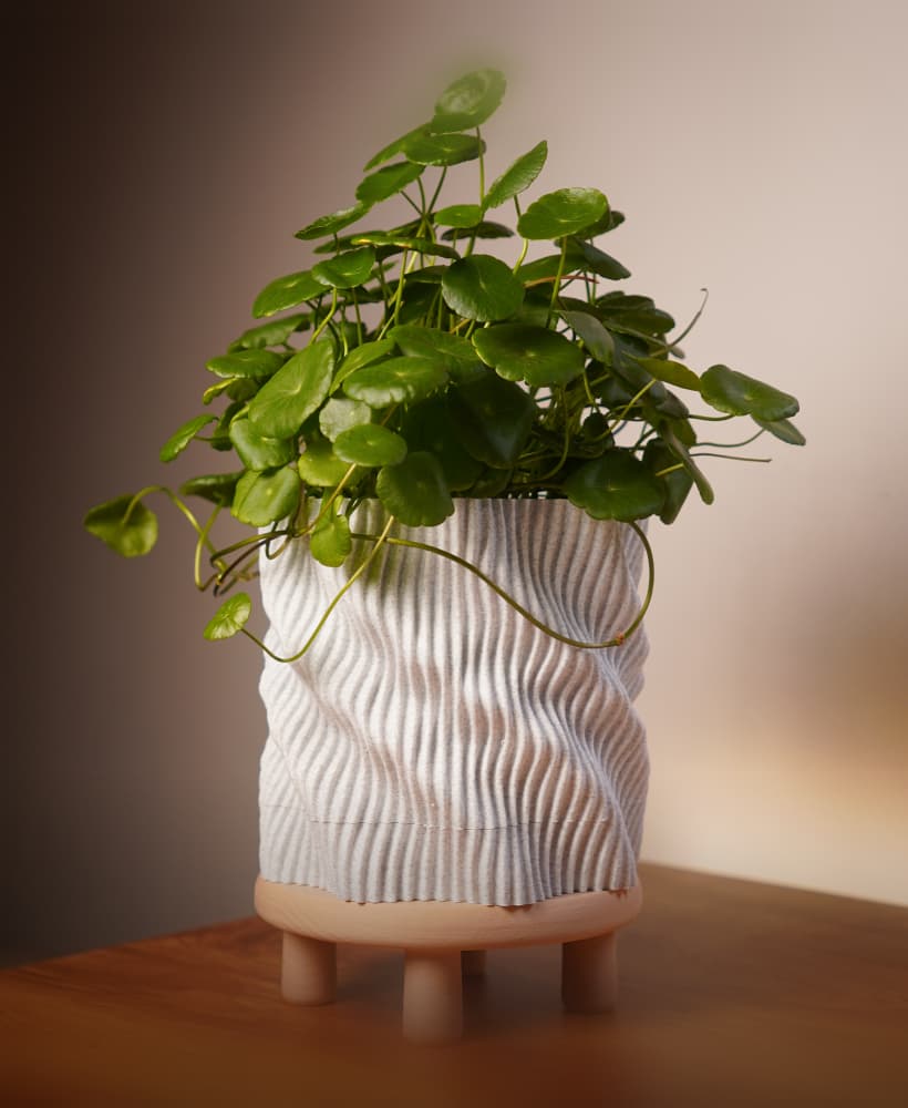 Swirl Planter 3d model