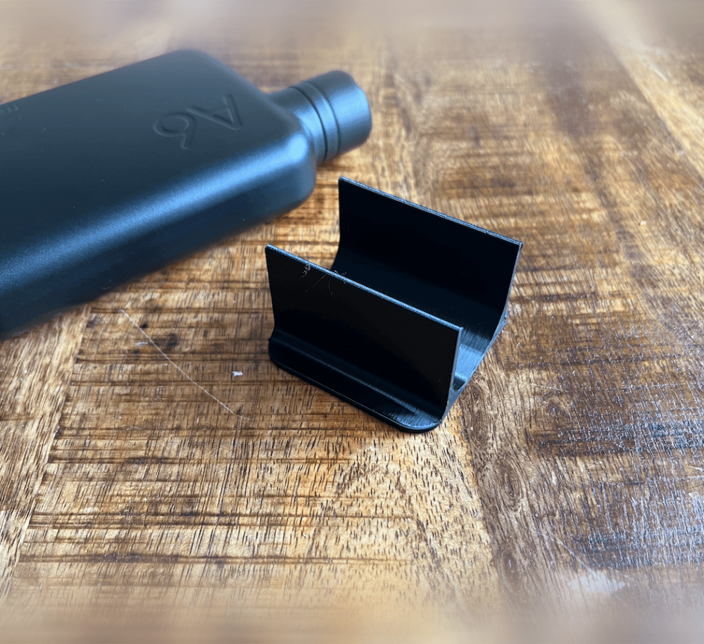 ∆ 001 - A6 Stainless Steel memobottle stand 3d model