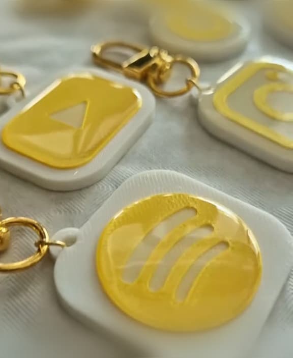 Llaveros NFC Redes Sociales / Keychain NFC Social Media 3d model