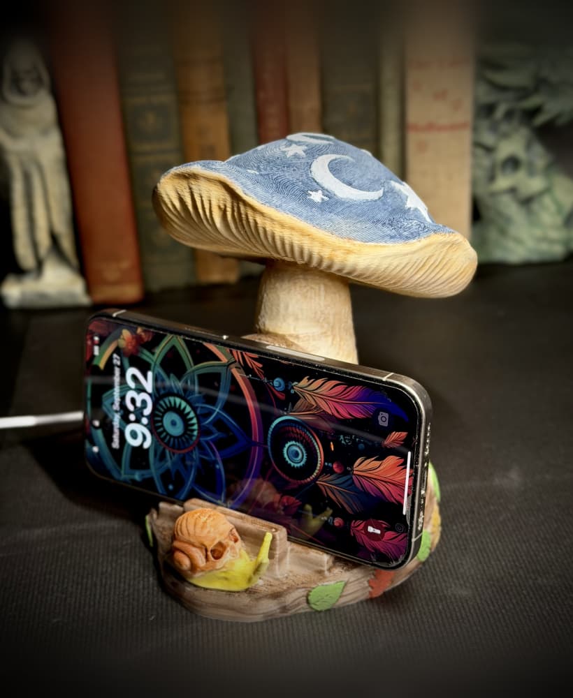 Whimsigoth mushroom phone stand 3d model