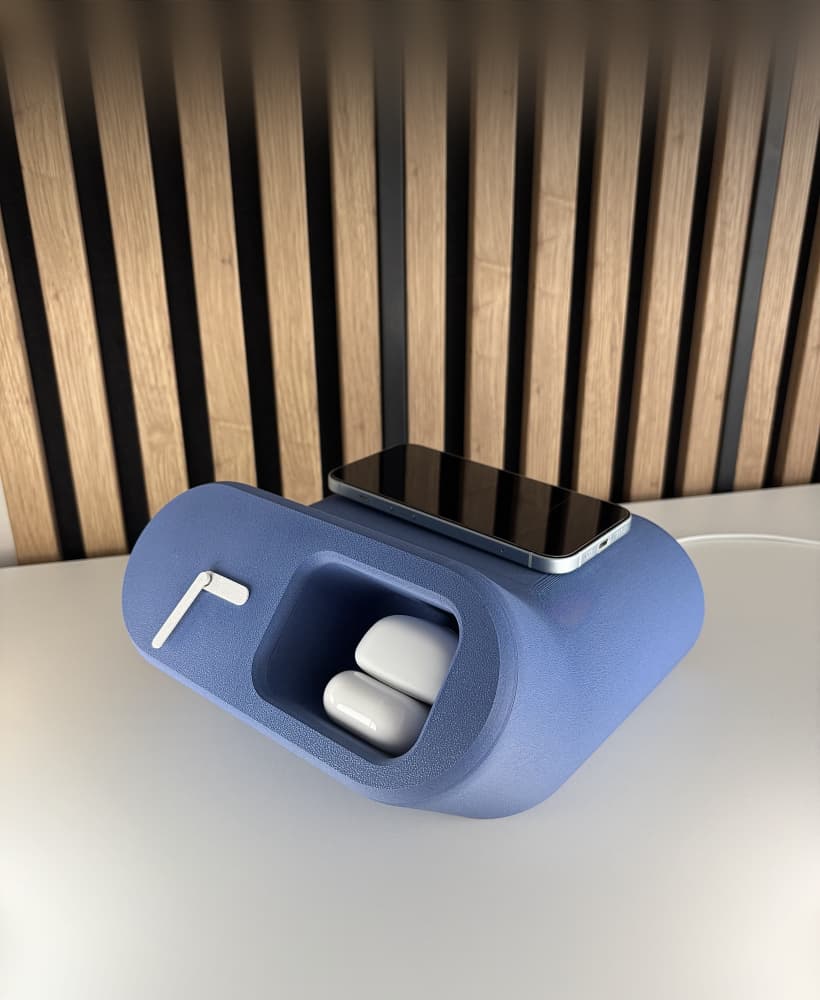 Modern Clock Organizer - with MagSafe for Wireless Charging 3d model