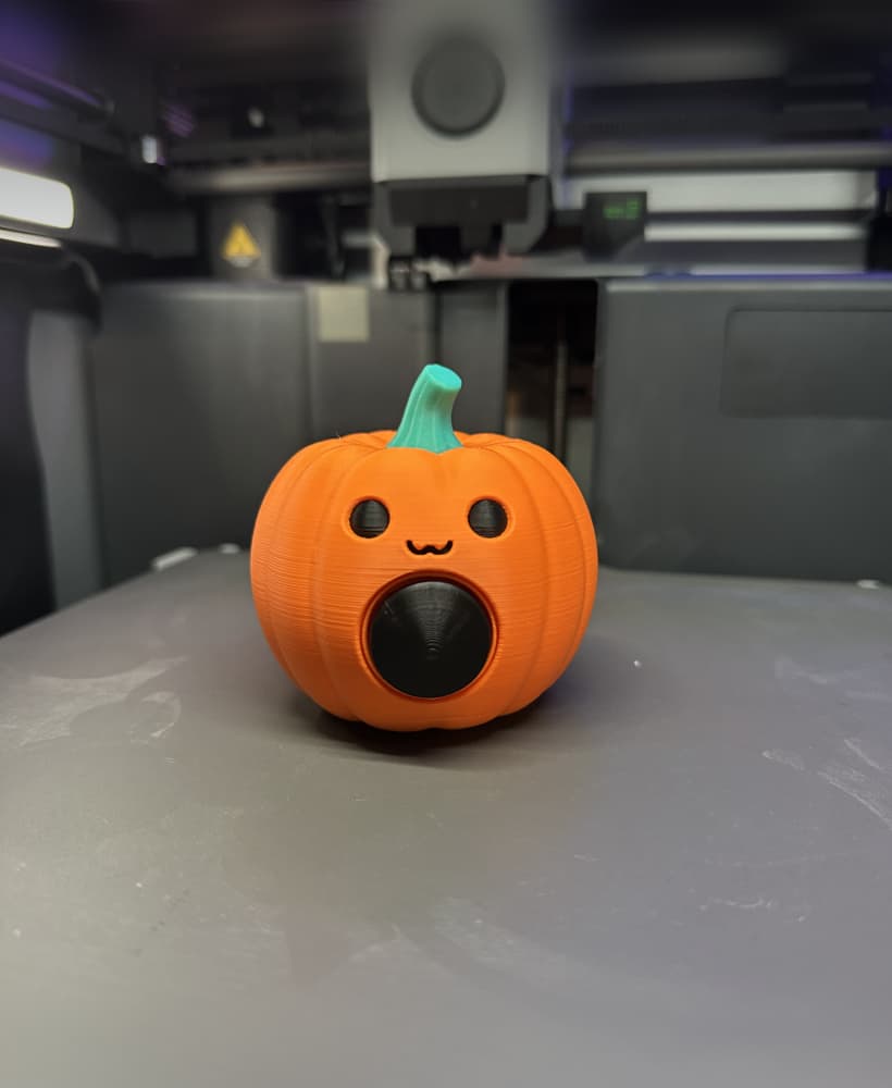 Cute Pumpkin Clicker - Halloween Fidget Toy - Kawaii Pumpkin 3D Print File 3d model